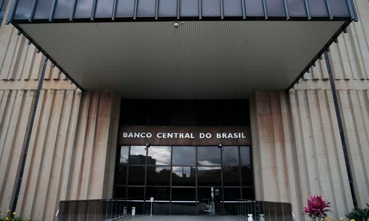 Serviços: Uma recuperação heterogênea